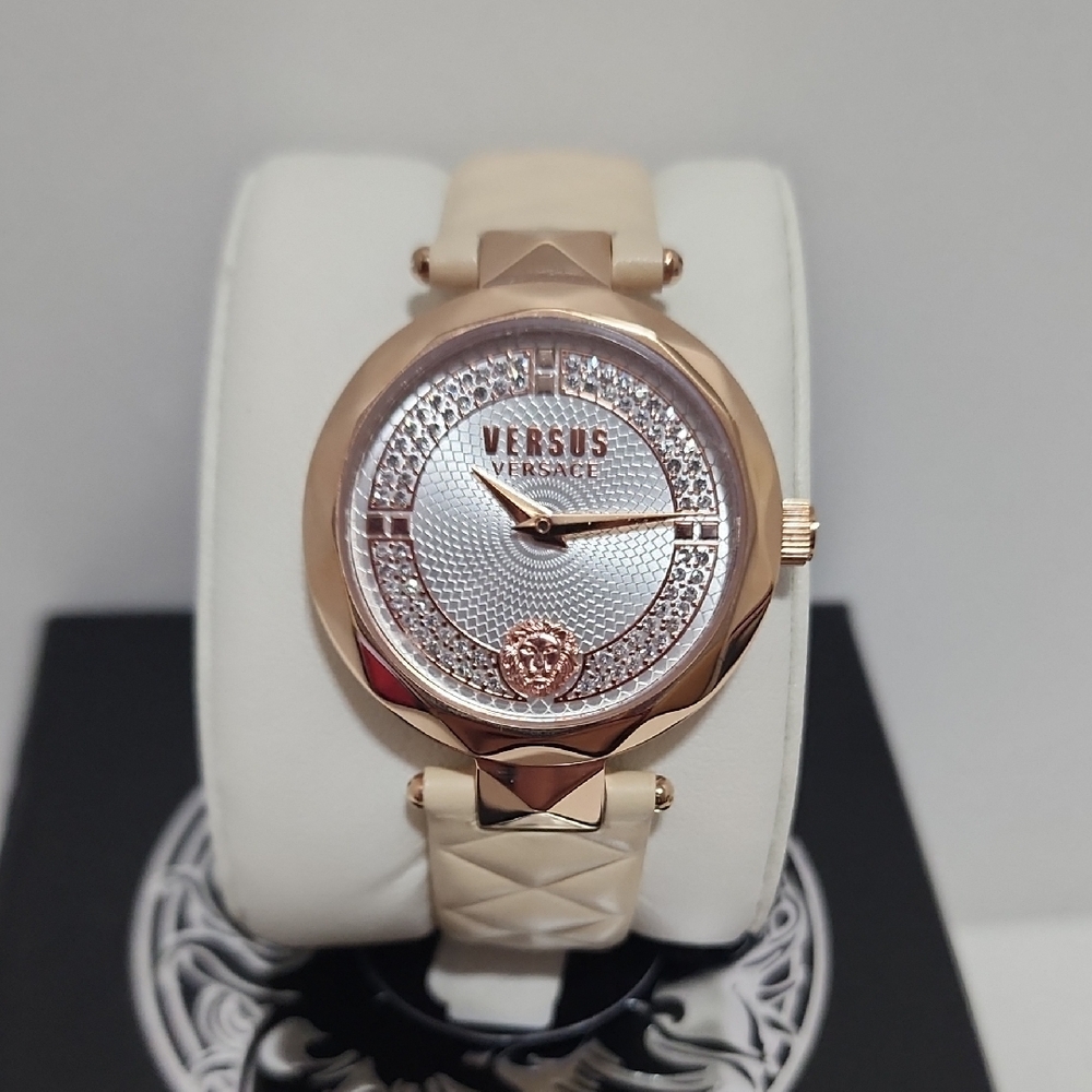 Versus Versace Covenant Garden Leather Strap Watch. Rosegold. 36mm